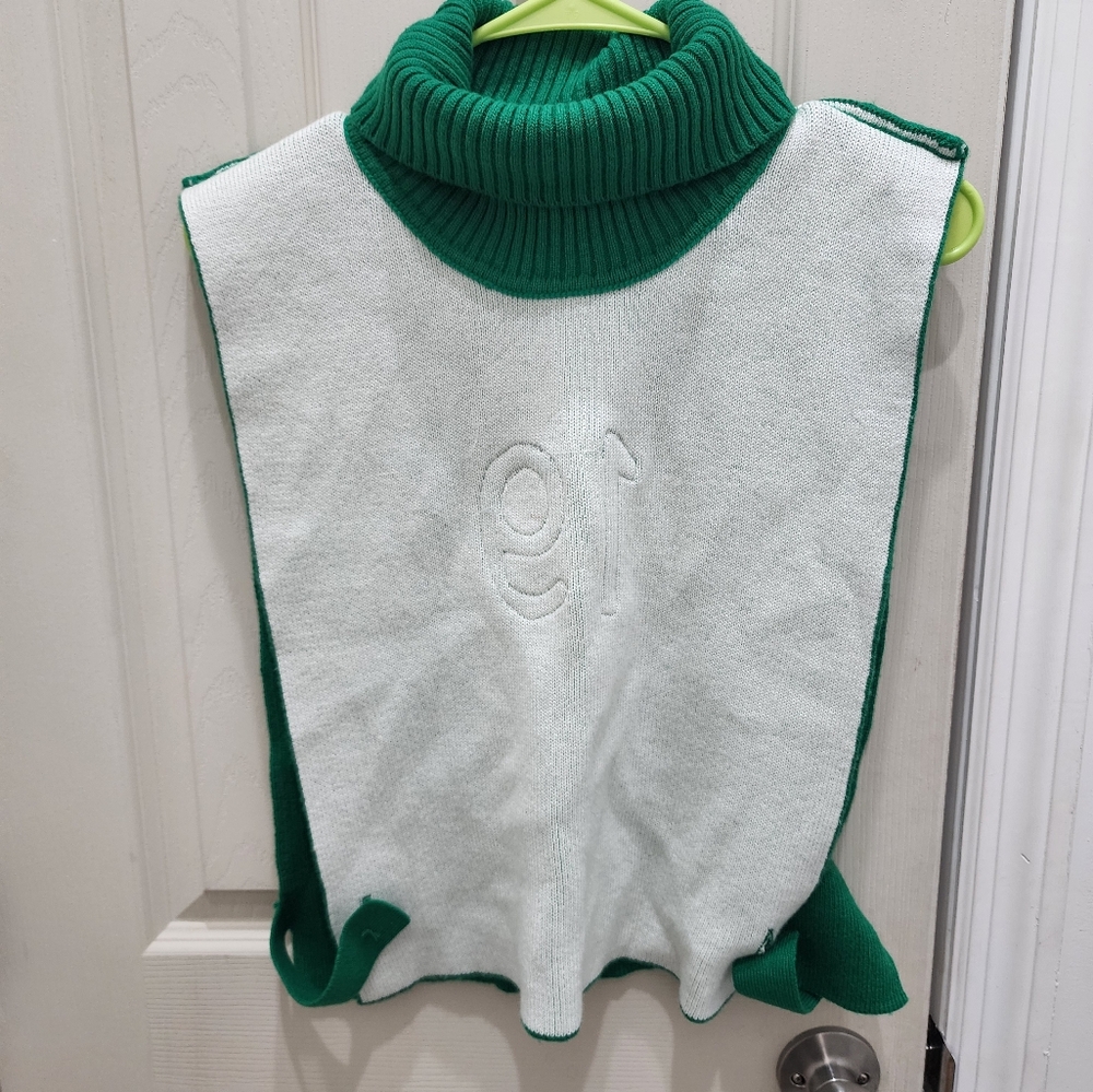 New Chanel Sweater Shirt Top, size 40, Cashmere, Green. - Picture 12 of 16